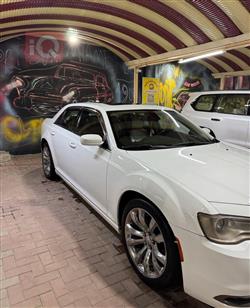 کرایسلەر 300